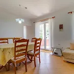 House Dorita * Miholascica