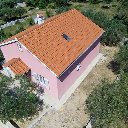 House Dorita بيت للعطل