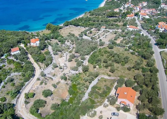 House Dorita بيت للعطل Miholascica